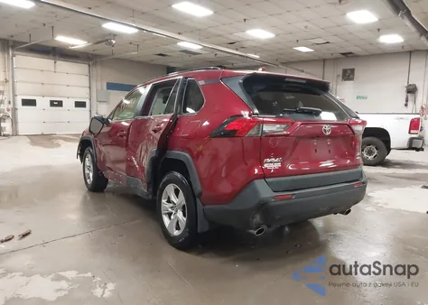 2020 Toyota Rav4 Xle z USA, uszkodzony, nr VIN JTMP1RFV8LD524576